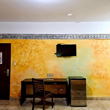 Antigua Inn Hotel Guatemala City Eksteriør bilde