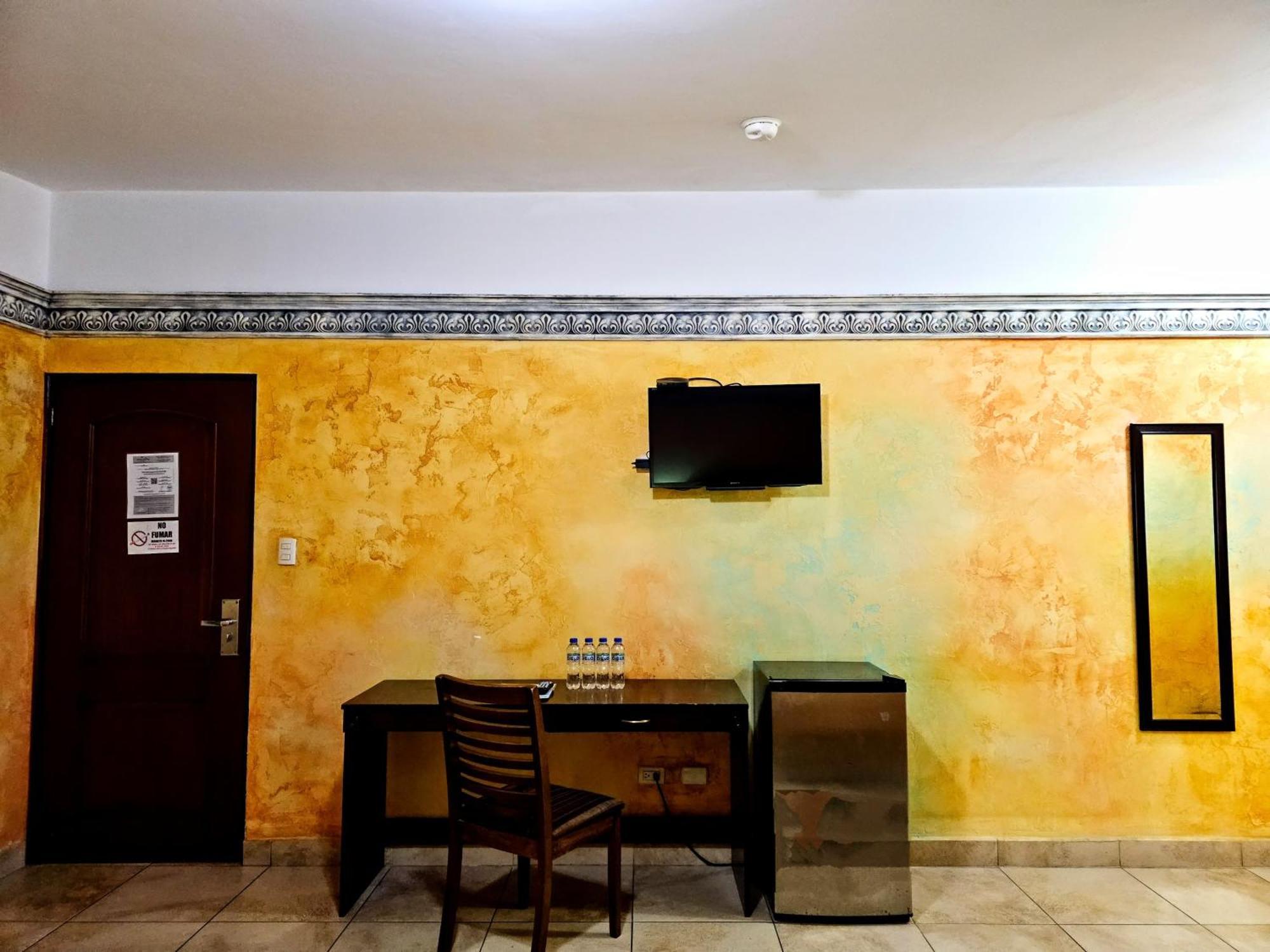 Antigua Inn Hotel Guatemala City Eksteriør bilde